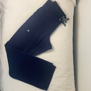 FIGS livingston scrub bottom